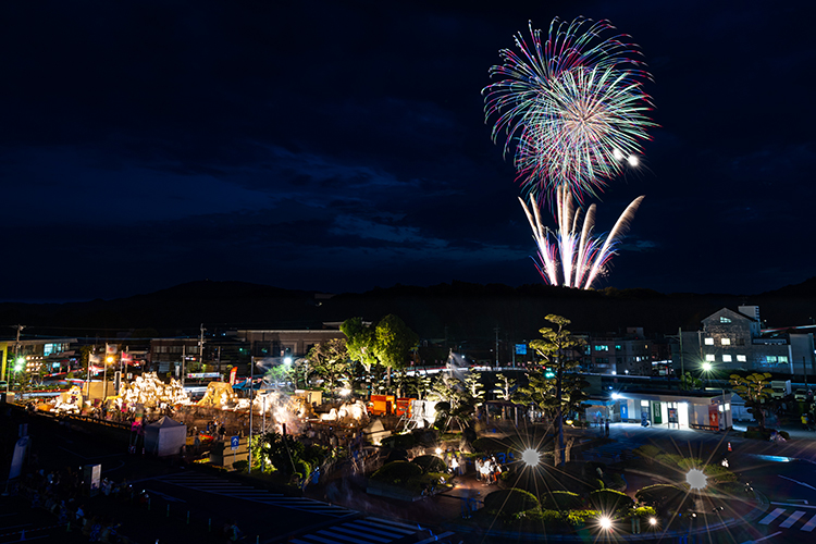 砂の祭典と花火