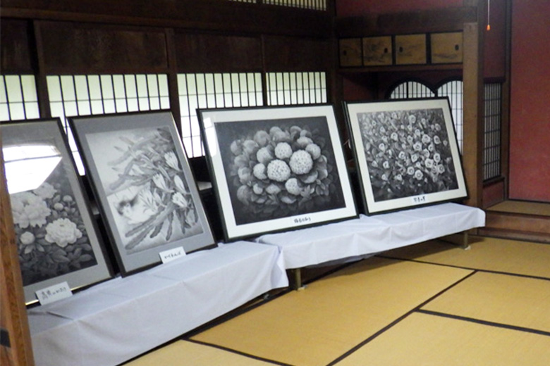 水墨画展示の画像